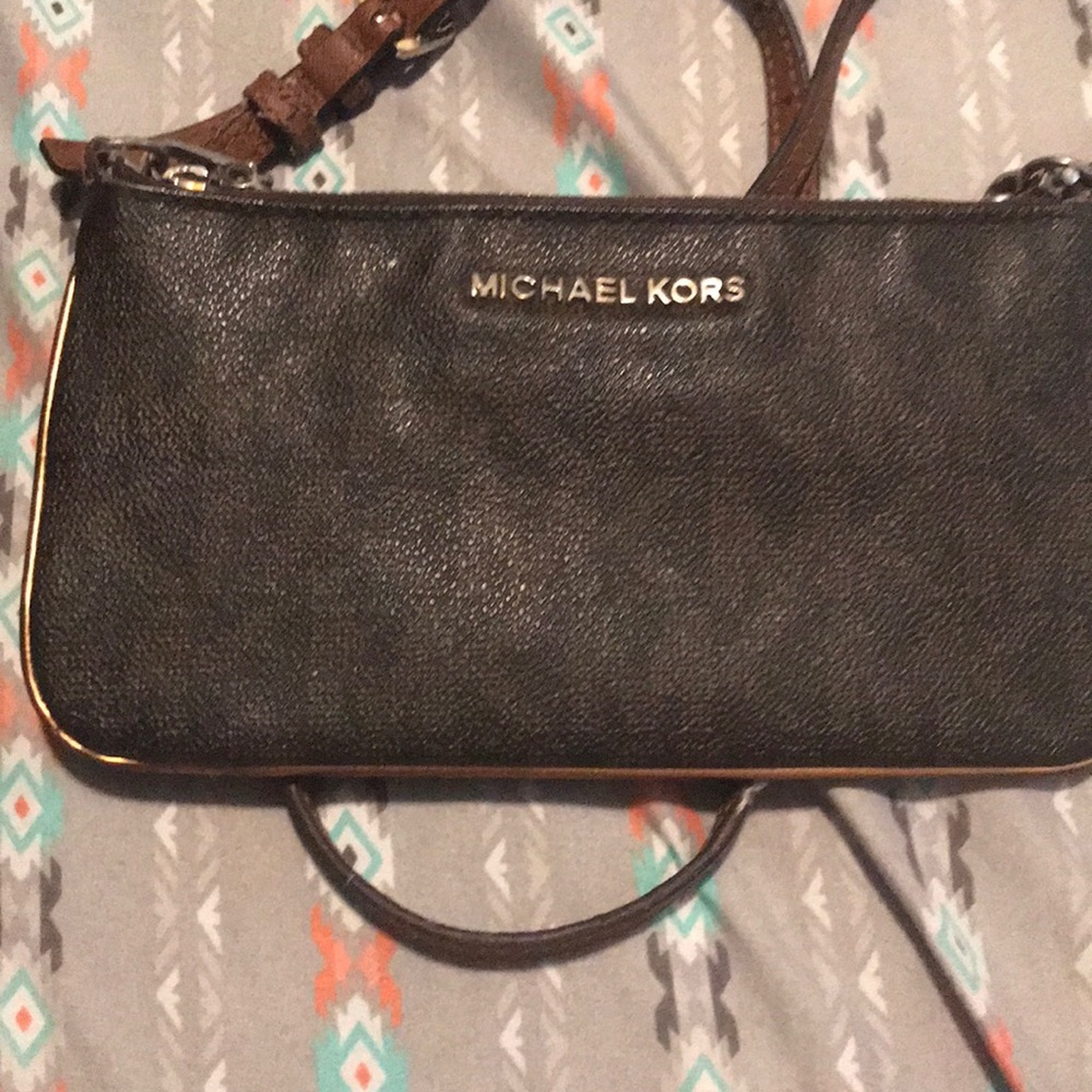 Micheal Kors purse
